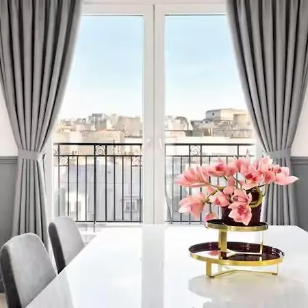 아파트 Luxurious 130 M Terrace Champs-elysees *